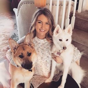 Meet your Posher, Karaline